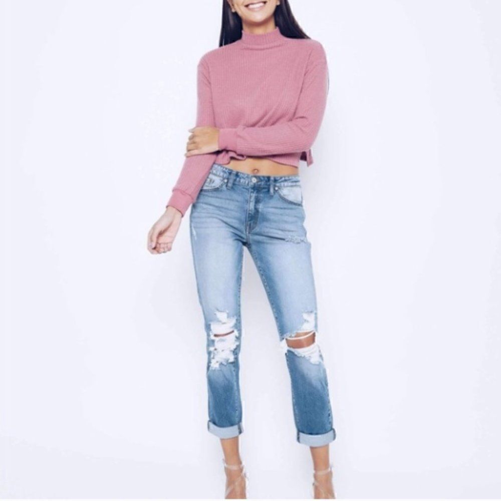 Kancan Relaxed Boyfriend Fit Distressed Jeans 7/27 NWT